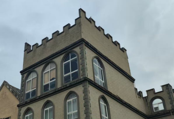 1—2月我国规上电子信息制造业增加值同比增长14.2%